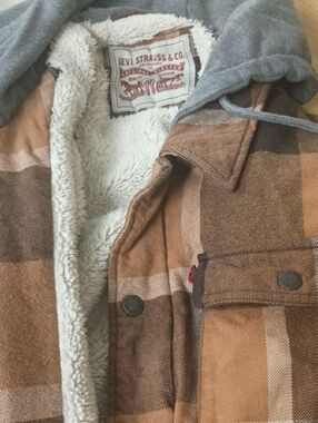 Levi's Brown Plaid Lightweight Shirt Jacket with Sherpa Lining